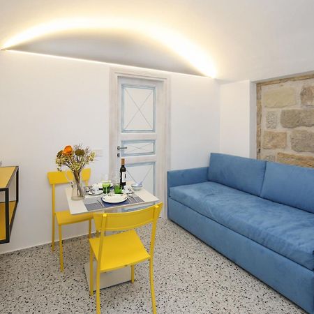 B&B Domos Mi & Ro Castelsardo Exterior foto