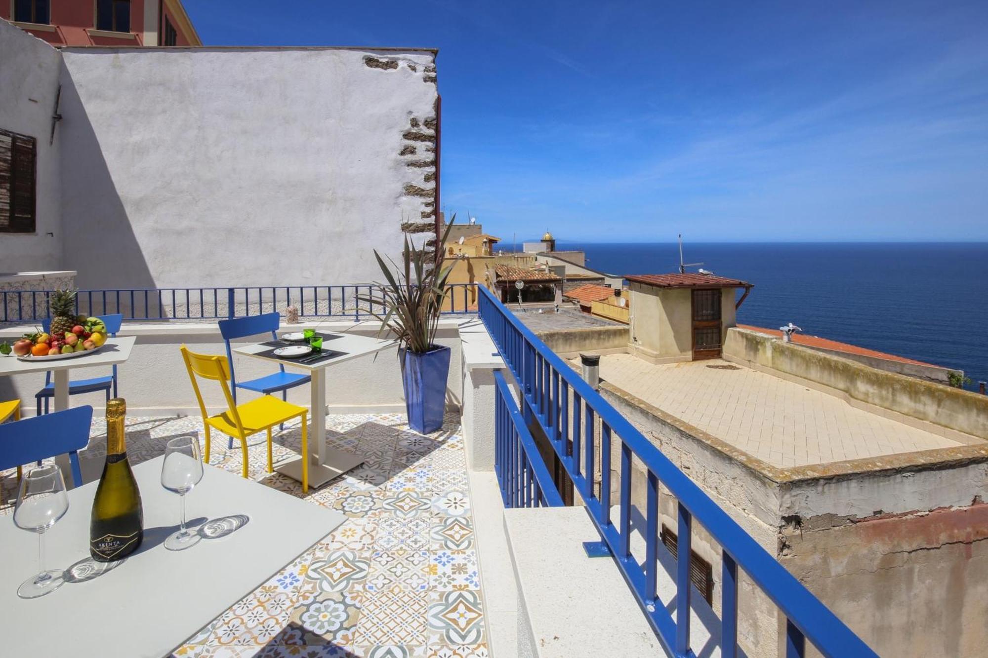 B&B Domos Mi & Ro Castelsardo Exterior foto